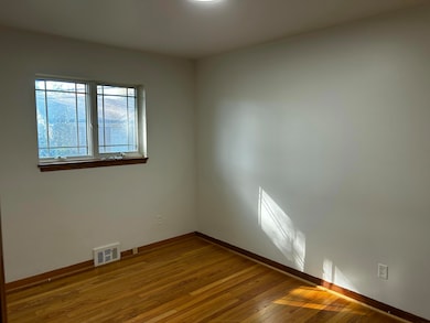 1641 Fairview Ave, Royal Oak, MI 48073 - photo 5