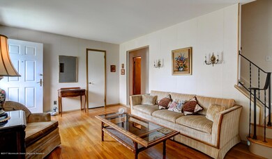 8 W Lake Ave Oakhurst
