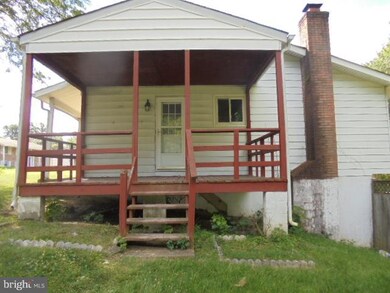 6501 Calmos St, Capitol Heights, MD 20743 - photo 4