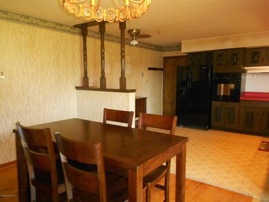 6 1/2 Moosic St, Moosic, PA 18507 - photo 4