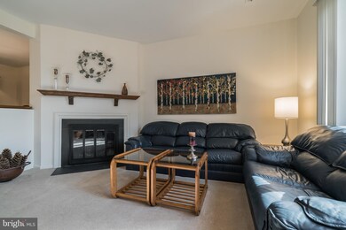 6 Garrison Place, Newtown, PA 18940 - photo 3