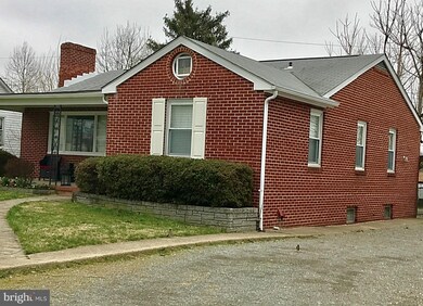 8413 Allison Ln, Rosedale, MD 21237 - photo 3