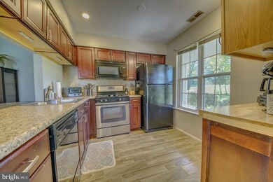 409 Paddock Ct unit 409, Sewell, NJ 08080 - photo 3