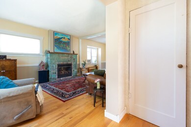 821 S 5th St W, Missoula, MT 59801 - photo 5