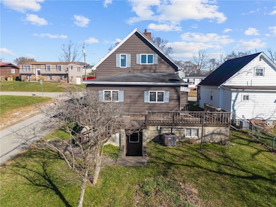 400 Locust St, Masontown, PA 15461 - photo 3