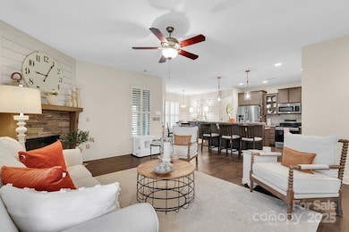 708 Wynborne Ln, Moore, SC 29369 - photo 7