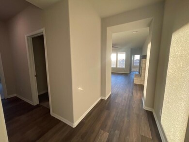 521 Smith Rd, Springtown, TX 76082 - photo 4