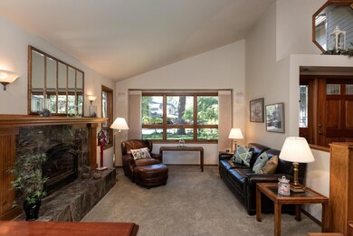 20398 Big Bear Ct, Bend, OR 97702 - photo 6