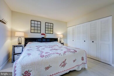 3378 Chiswick Ct unit 522E, Silver Spring, MD 20906 - photo 6