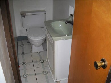 POWDER ROOM ON MAIN FLOOR