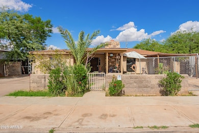 1722 W Yuma St, Phoenix, AZ 85007 - photo 2