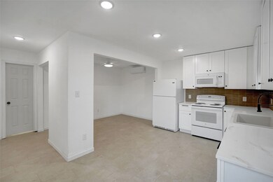 314 County Road 3570, Cleveland, TX 77327 - photo 2