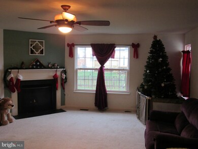 721 Holly Leaf Rd, Culpeper, VA 22701 - photo 4