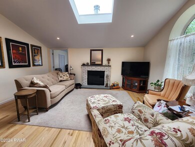 120 Puma Ct, Dingmans Ferry, PA 18328 - photo 6