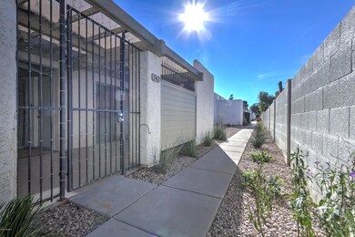 542 S Allred Dr-6