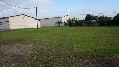 105 E 44th St, Houston, TX 77018 - photo 3