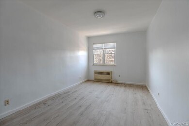 79-18 150th St unit 3, Flushing, NY 11367 - photo 6