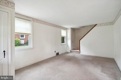 2323 N Gilinger Rd, Lafayette Hill, PA 19444 - photo 2