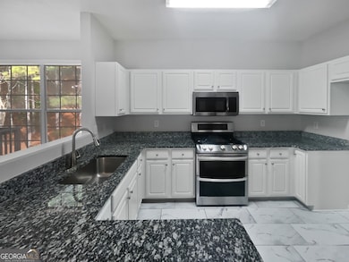 212 Riverstone Commons Cir, Canton, GA 30114 - photo 2