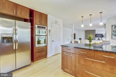 12 Scotch Mist Ct, Potomac, MD 20854 - photo 6