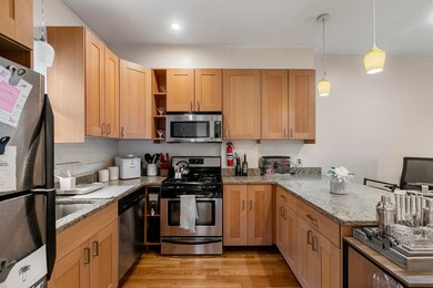 29 Swallow St unit 1, Boston, MA 02127 - photo 7