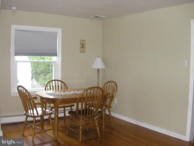 479 Redwood Dr, Lancaster, PA 17603 - photo 4