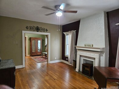 215 W Ridgewood Ct, San Antonio, TX 78212 - photo 5