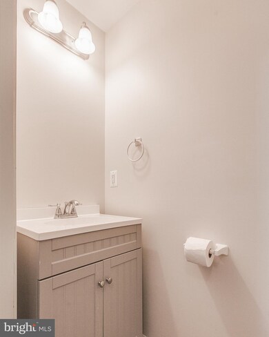 203 Tidewater Terrace, Falling Waters, WV 25419 - photo 3