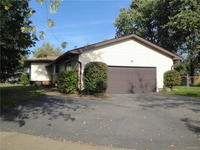 2.5 Car Attached Garage, Extra Parking off the Dri