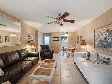 LIVING/DINING AREA
