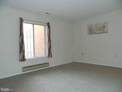 15300 Pine Orchard Dr unit 851D, Silver Spring, MD 20906 - photo 6