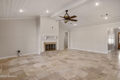 102 Branch Cir-6