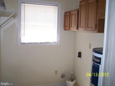 22381 Halls Rd, Richardsville, VA 22736 - photo 6