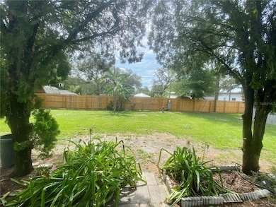 38313 Tucker Rd unit 3, Zephyrhills, FL 33542 - photo 3