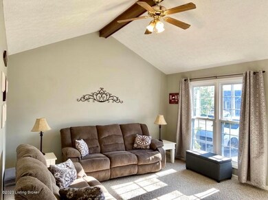 9109 Fairridge Dr, Louisville, KY 40229 - photo 6