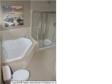 165 Barclay Ave, Staten Island, NY 10312 - photo 2