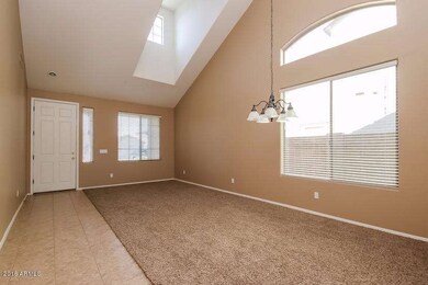 003-Dining_Room-2383070-small