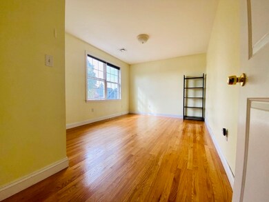 36 Bacon St unit 5, Waltham, MA 02451 - photo 6