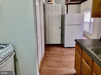 5215 Pine St, Philadelphia, PA 19143 - photo 3