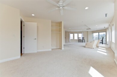 111 Cottage Grove Ave SE unit 201, Cedar Rapids, IA 52403 - photo 3