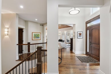 15730 Portico Dr, Wayzata, MN 55391 - photo 5