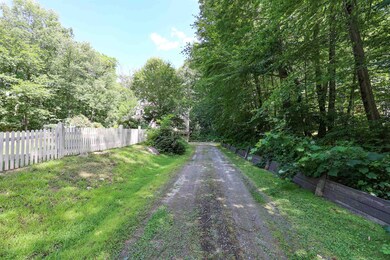 7 Majestic Ln, MerriMacK, NH 03054 - photo 4