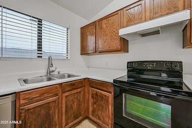 8606 W College Dr, Phoenix, AZ 85037 - photo 7