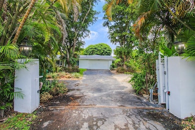 5785 SW 160th Ave, Southwest Ranches, FL 33331 - photo 7