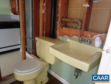 1904 Inglewood Dr unit E, Charlottesville, VA 22901 - photo 7