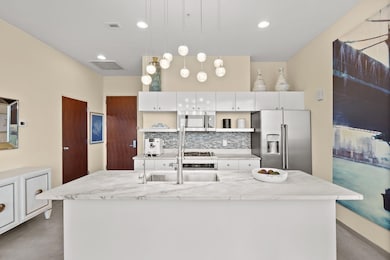 Cloud 9 at Sky Flats unit 918, Minnetonka, MN 55343 - photo 4