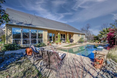 MYS02587_8_9-Edit