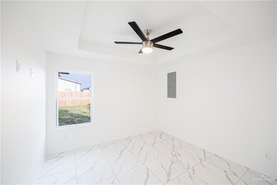 820 Canela Dr, Alamo, TX 78516 - photo 4