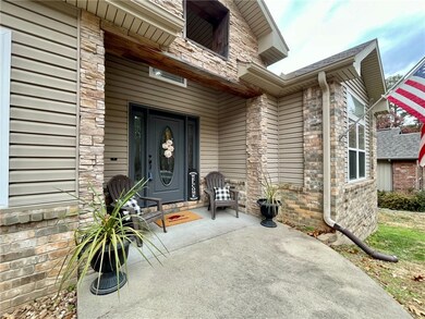 39 Berkshire Dr, Bella Vista, AR 72714 - photo 2