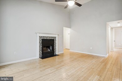 2754 Bordeaux Place unit 25C13, Woodbridge, VA 22192 - photo 3